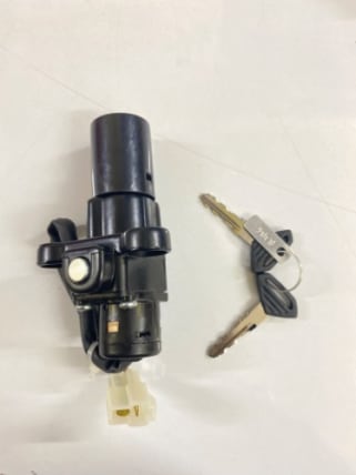 Pulsar 135 lock set sales